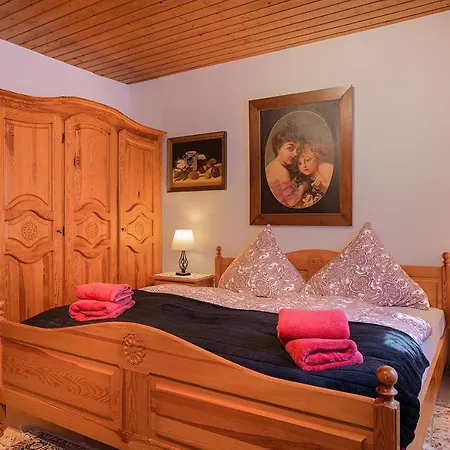 & Restaurant Sichelschmiede מלון